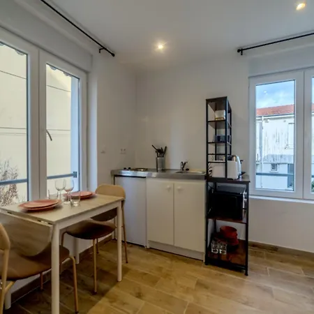 Pasteur Collection - Confort & Design - 2pers Villeurbanne